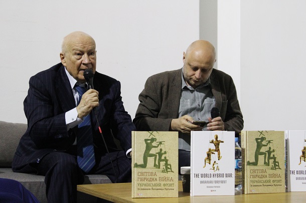 Володимир Горбулін: Для України є три сценарії розвитку гібридної війни