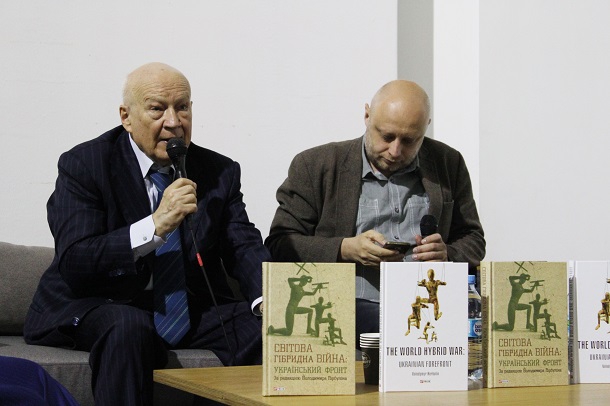 Володимир Горбулін: Для України є три сценарії розвитку гібридної війни