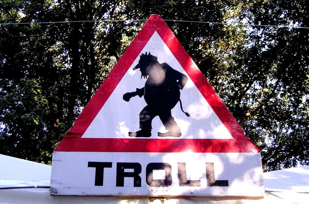 Троллинг: незваный гость в твоем доме