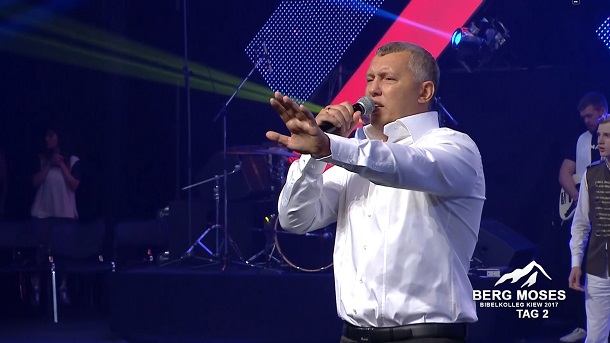 Сотвори собі кумира. Як «Інтер» просуває «пастора» Мунтяна